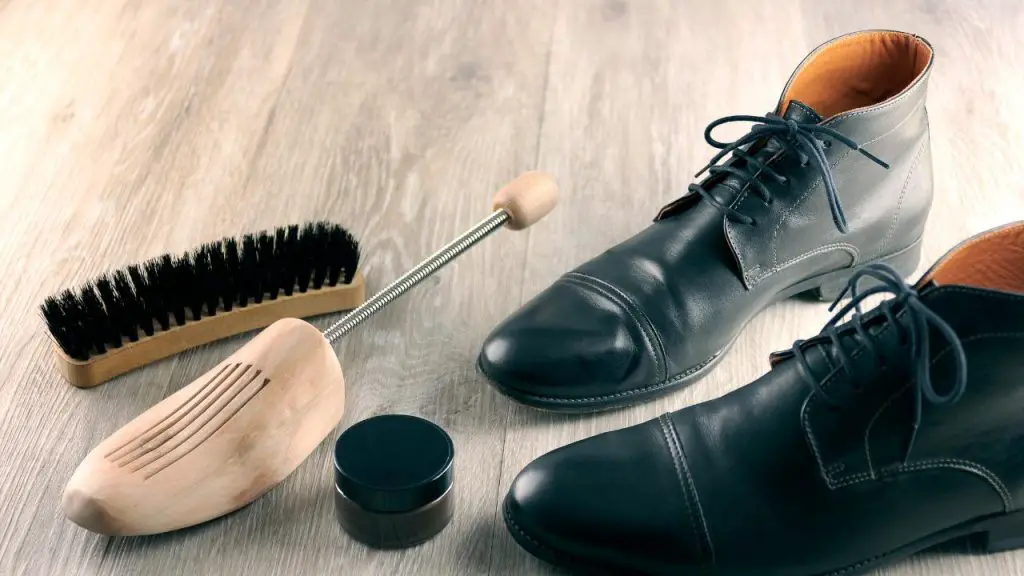 Polishing Dress Boots